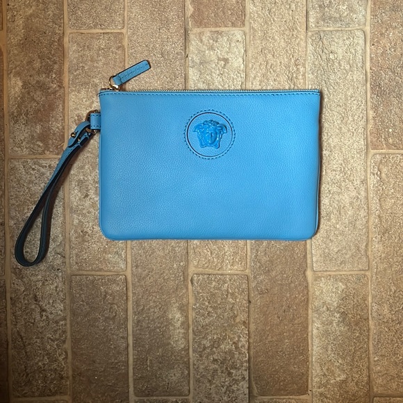 brand new in box and with tags Versace pouch - Picture 1 of 3